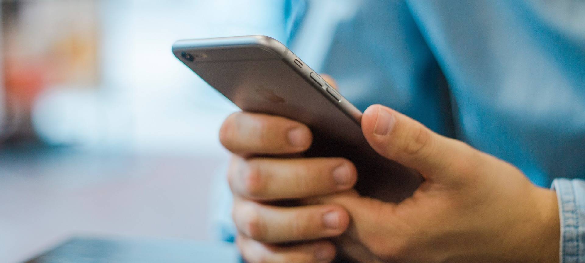 Bonn: Streit ums Handynetz in Deutschland