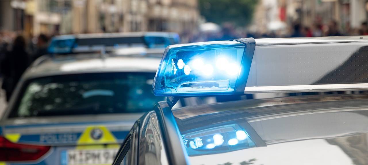 Siegburg: Fotofahndung nach Schmuck-Dieben