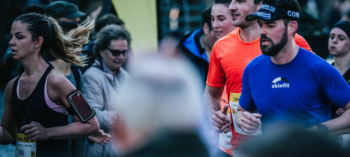 13.900 Läufer beim Bonn Marathon