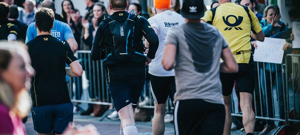 13.900 Läufer beim Bonn Marathon