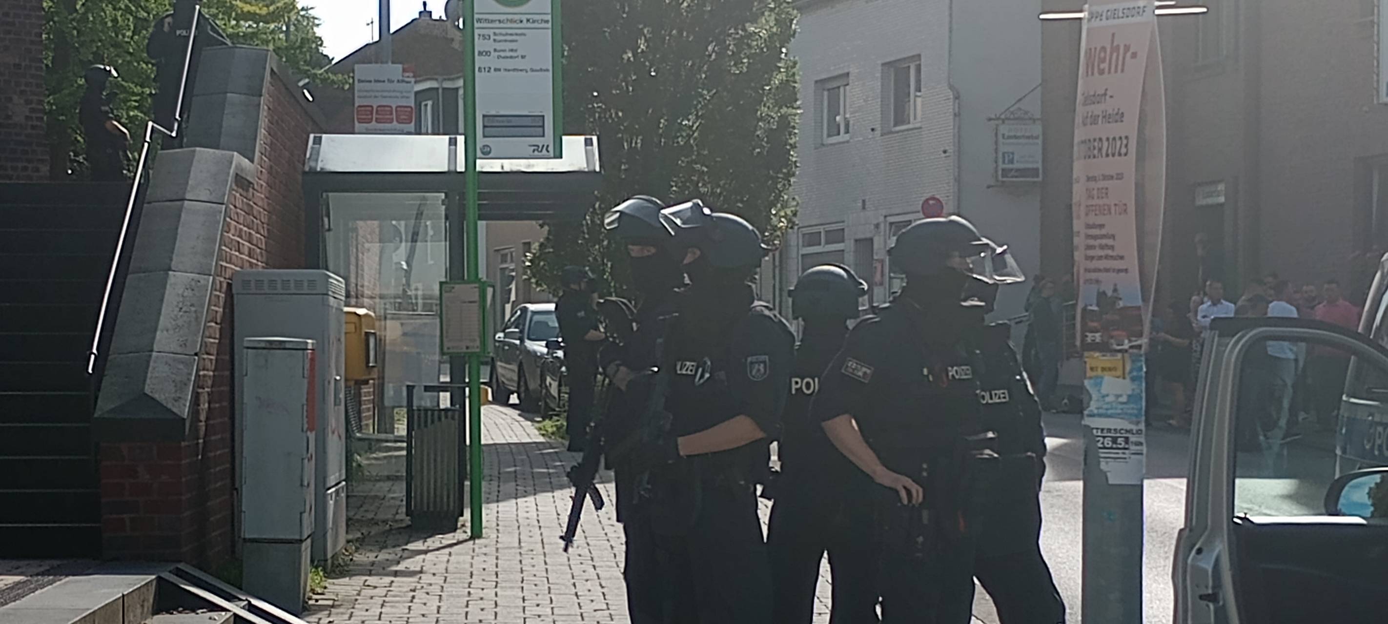 Großeinsatz an Grundschule in Alfter-Witterschlick beendet