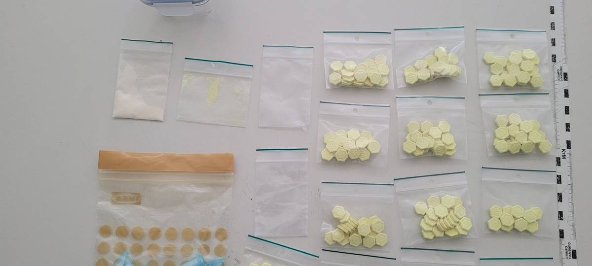 Nach illegalen Raves: Tabletten in Niederkassel sichergestellt