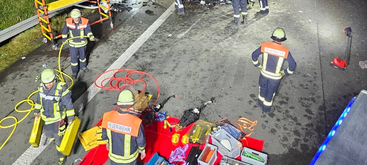 A3 war nach LKW-Unfall am Kreuz Bonn/Siegburg gesperrt