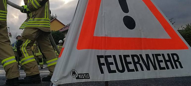 Ab Bad-Honnef/Linz: A3 war nach Lkw-Brand gesperrt