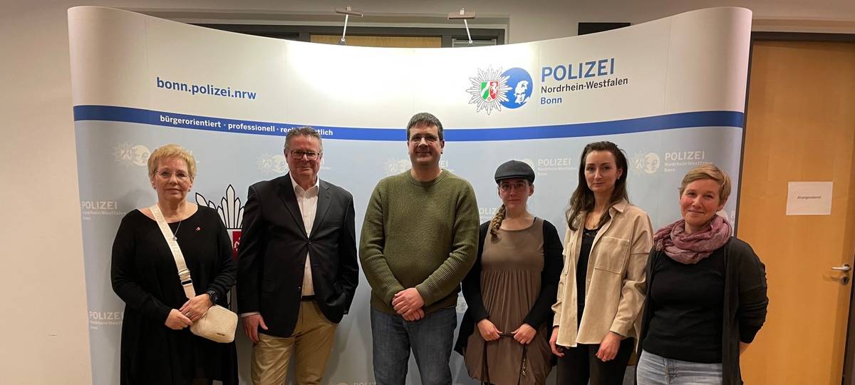 "Heldenehrung": Bonner Polizeipräsident dankt für Zivilcourage