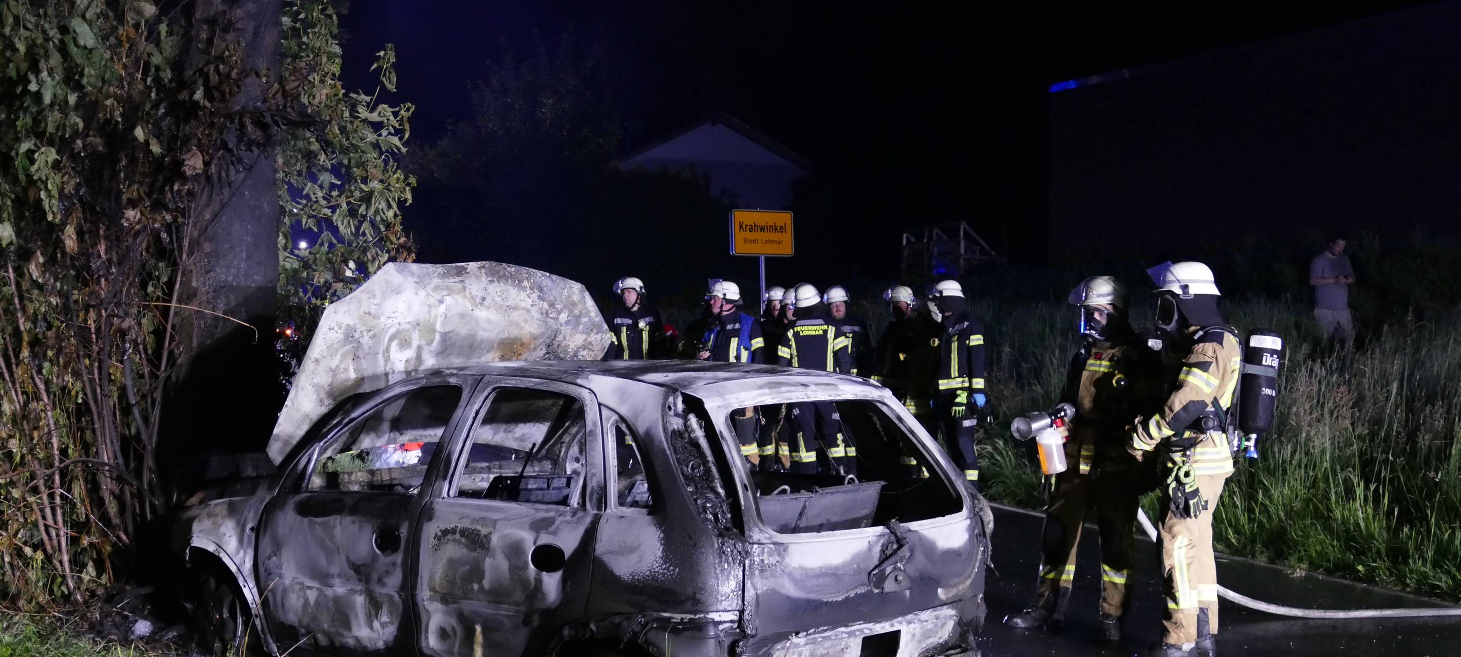 Lohmar: Autofahrer flieht nach Unfall
