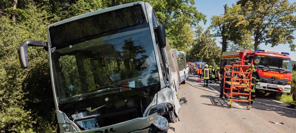 Schwerer Unfall mit Linienbus in Wachtberg-Adendorf