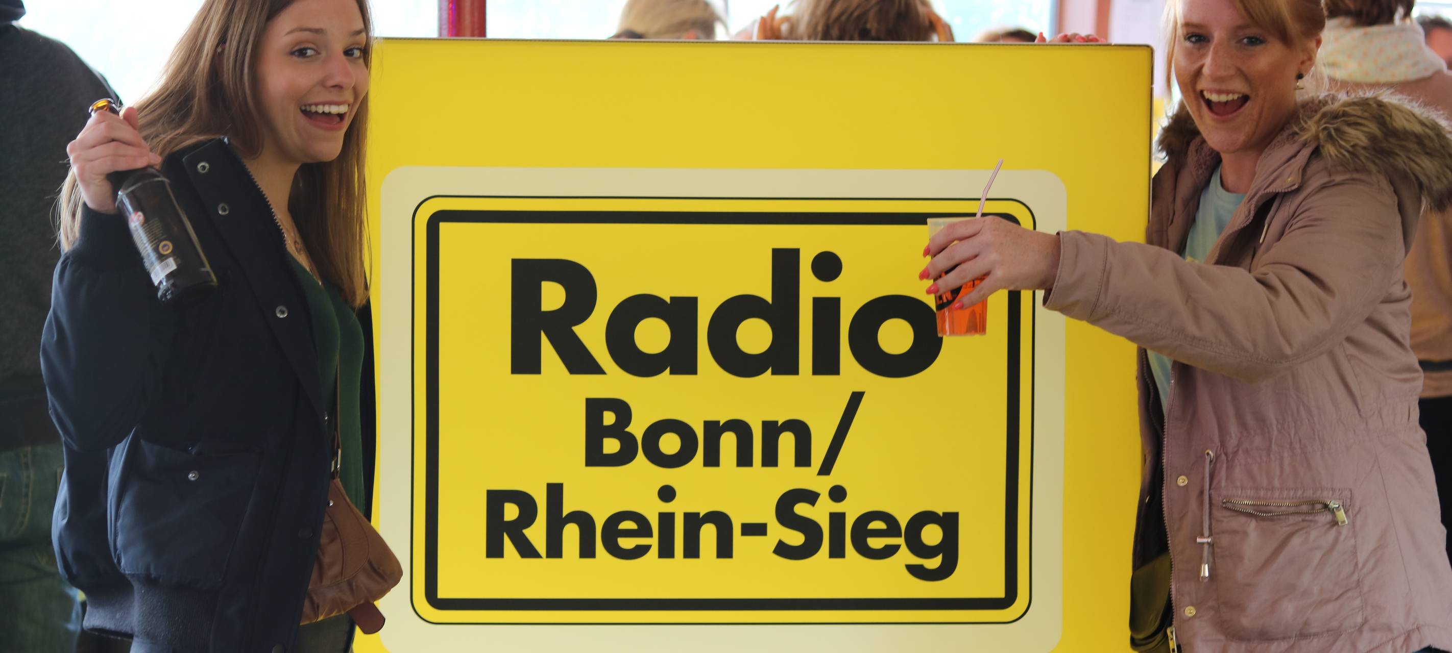Motorschaden stoppt tolle Feier auf dem Partyschiff