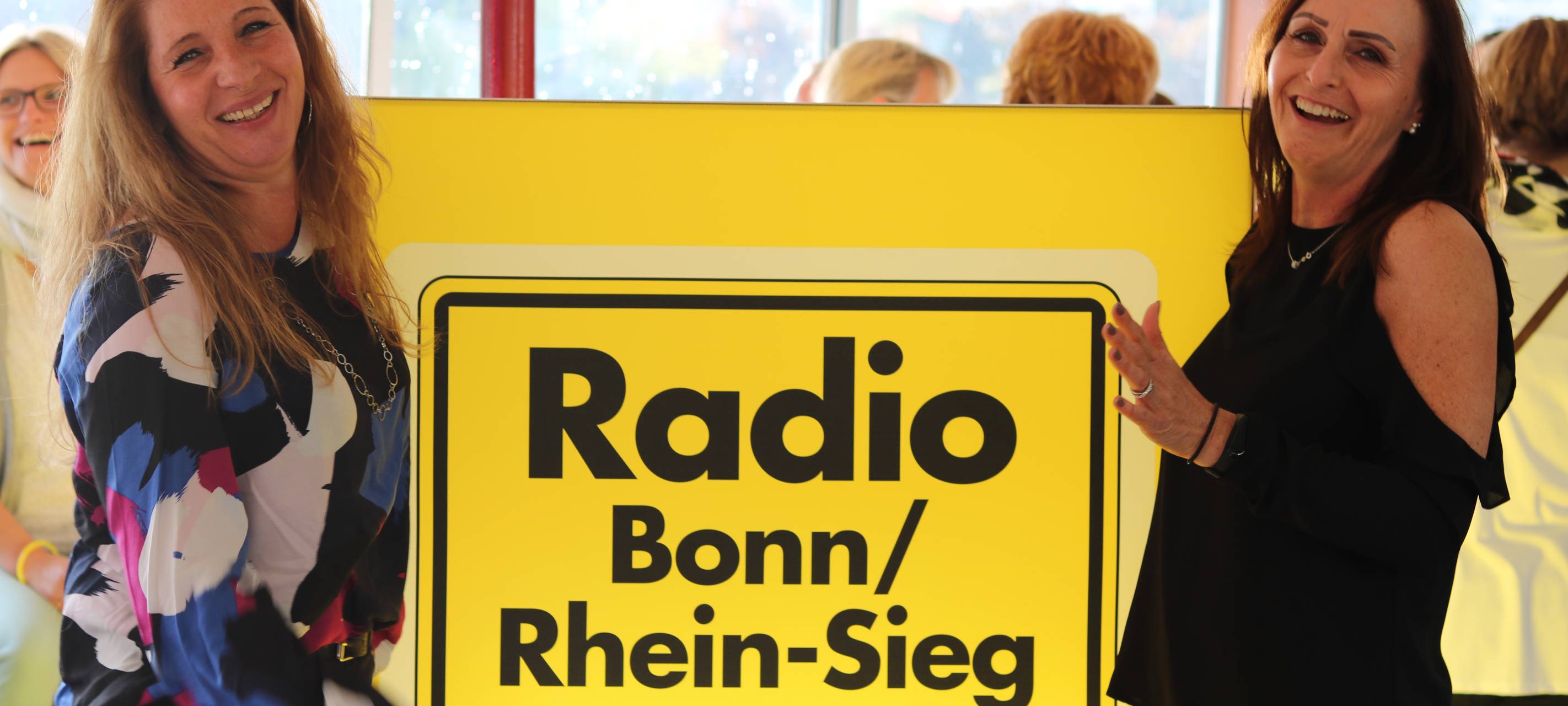 Motorschaden stoppt tolle Feier auf dem Partyschiff