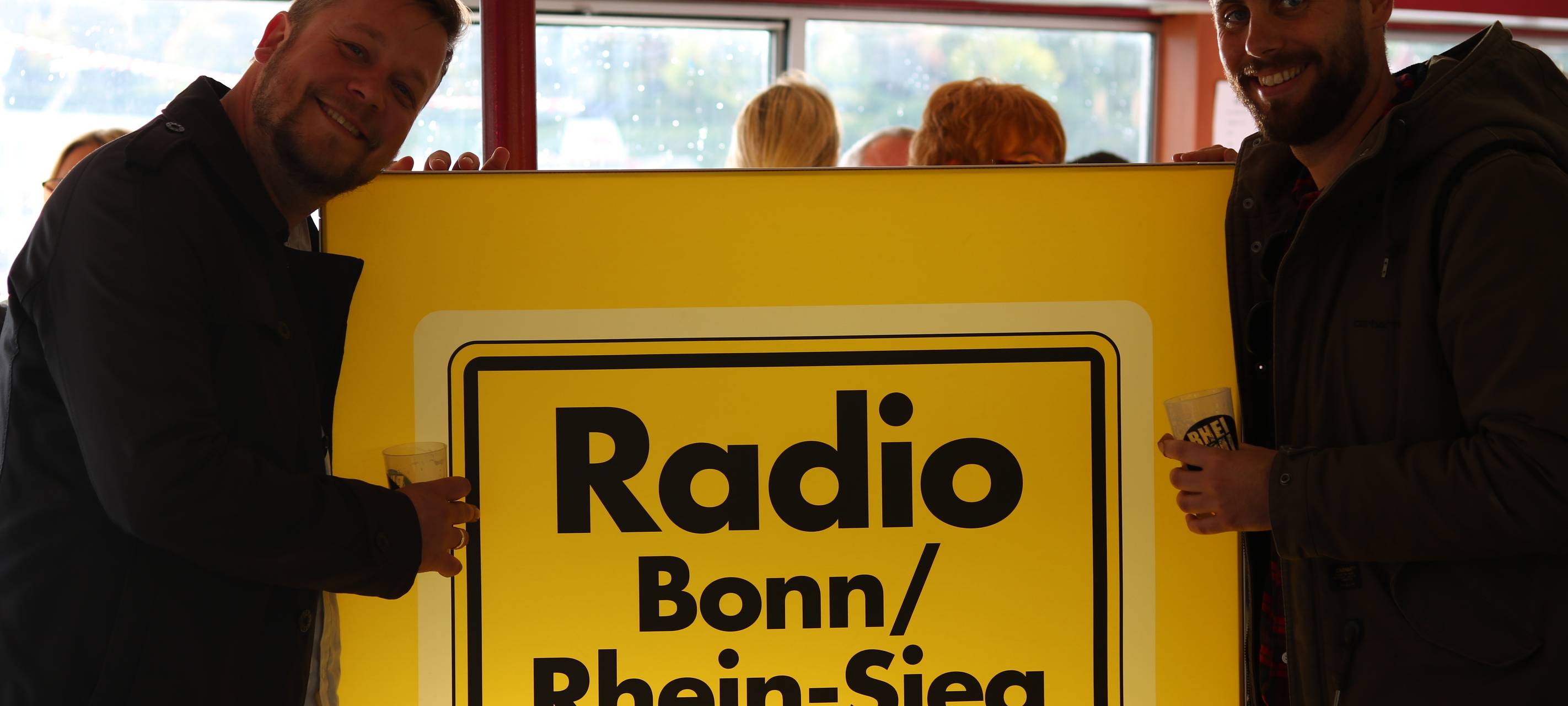 Motorschaden stoppt tolle Feier auf dem Partyschiff