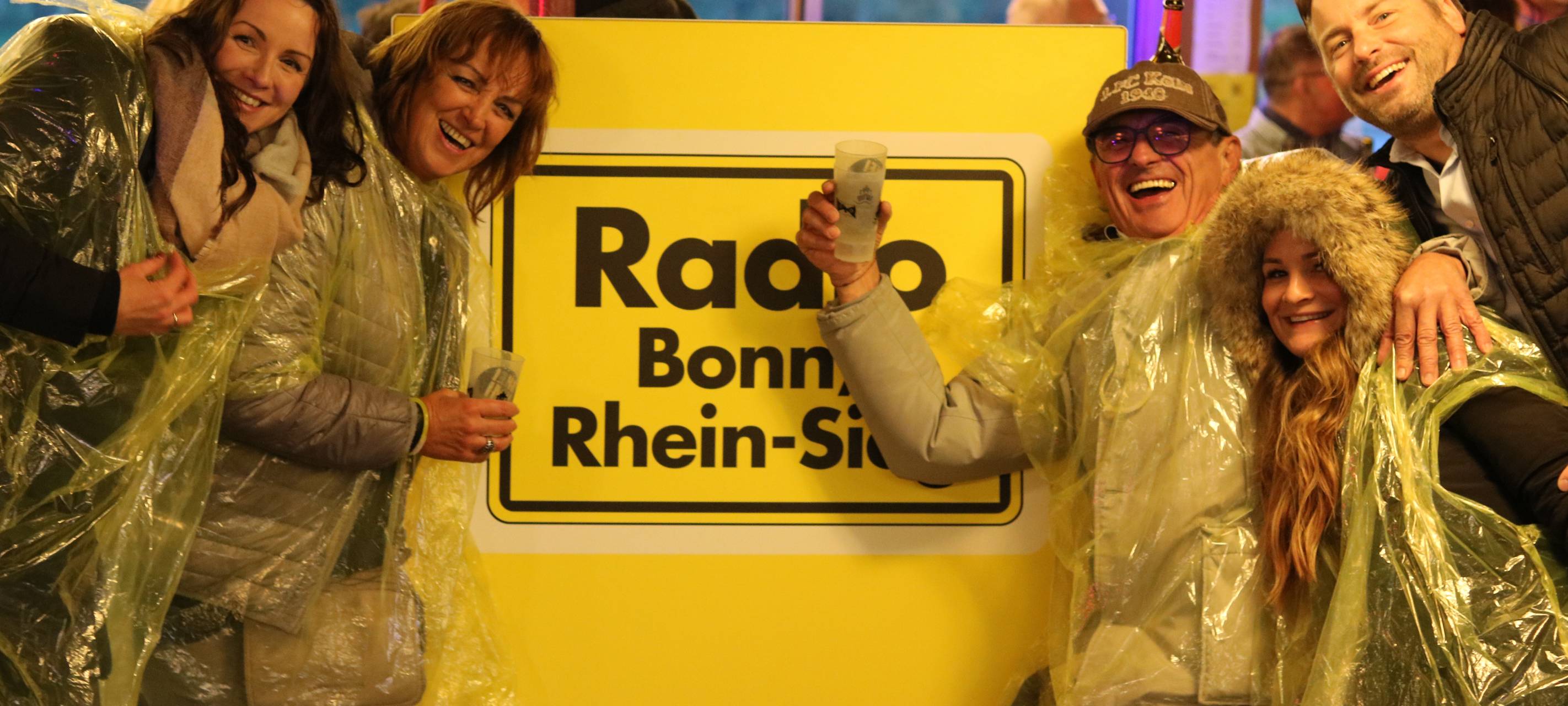 Motorschaden stoppt tolle Feier auf dem Partyschiff
