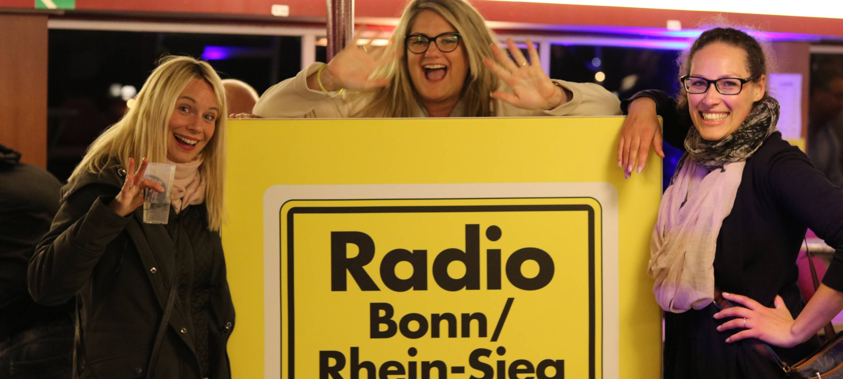 Motorschaden stoppt tolle Feier auf dem Partyschiff