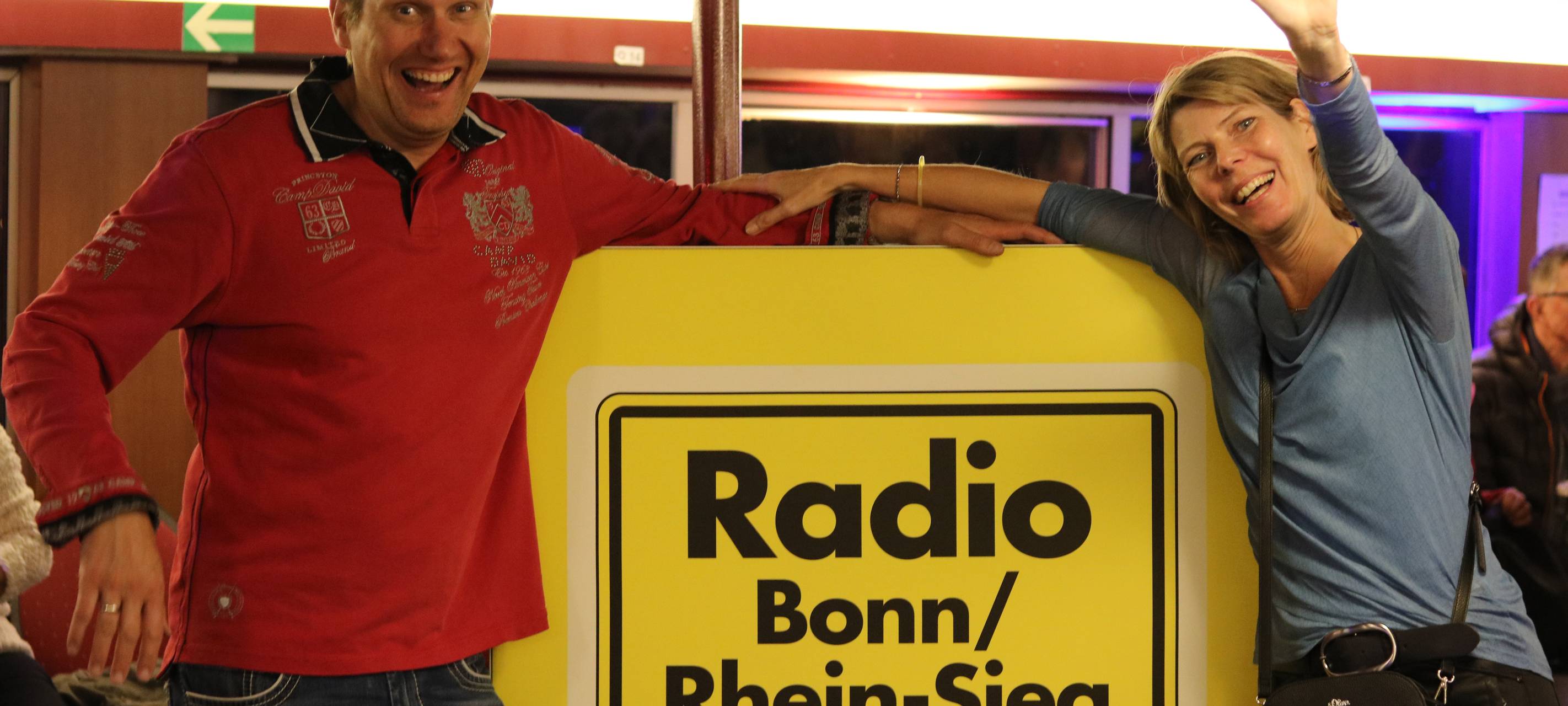 Motorschaden stoppt tolle Feier auf dem Partyschiff
