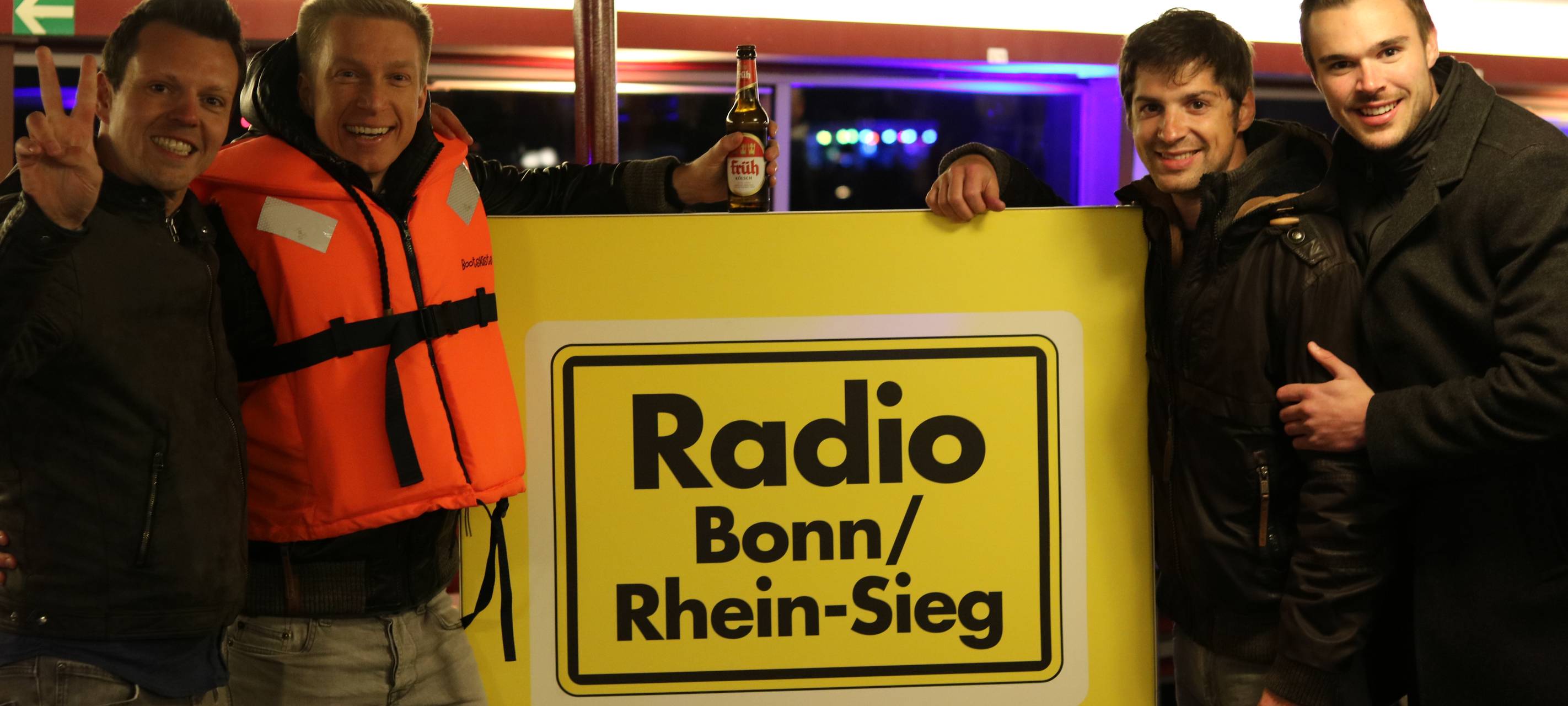 Motorschaden stoppt tolle Feier auf dem Partyschiff