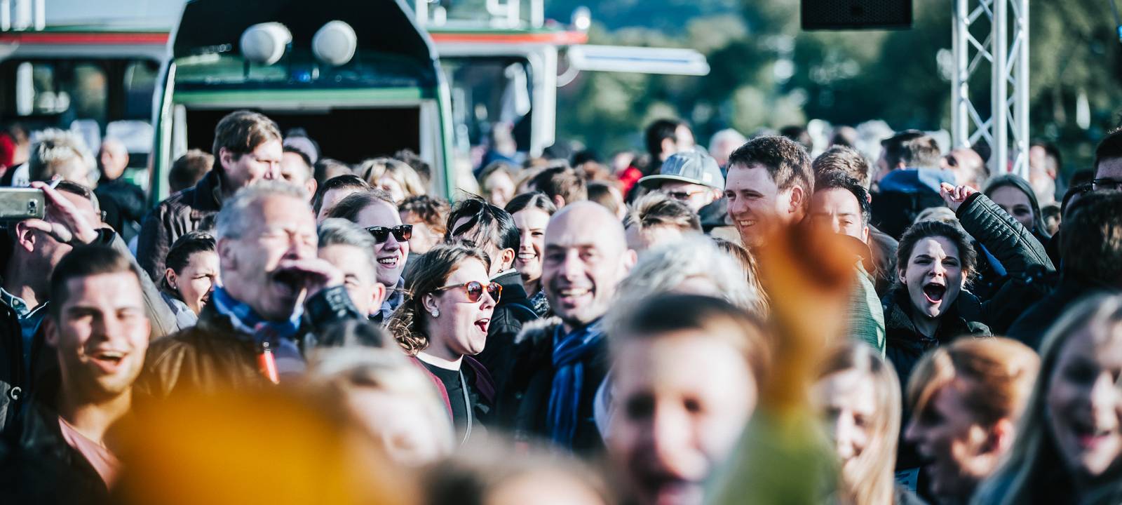 Motorschaden stoppt tolle Feier auf dem Partyschiff