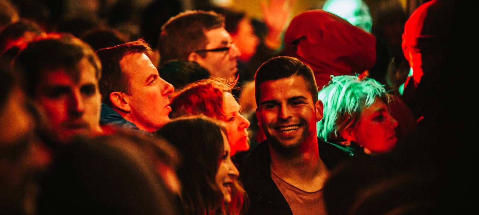 Motorschaden stoppt tolle Feier auf dem Partyschiff