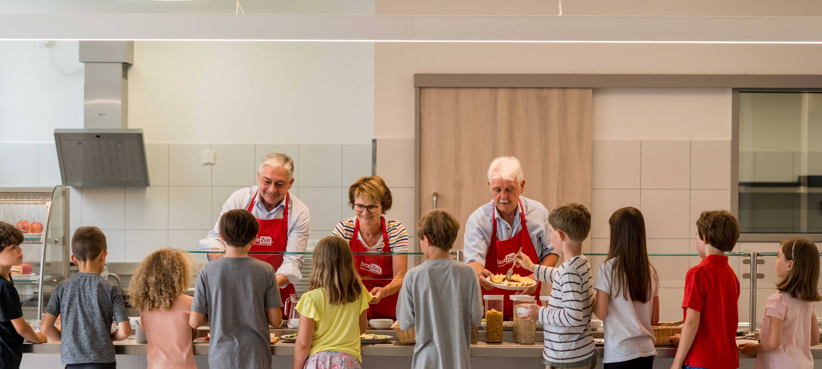 brotZeit sorgt für kostenloses Schulfrühstück