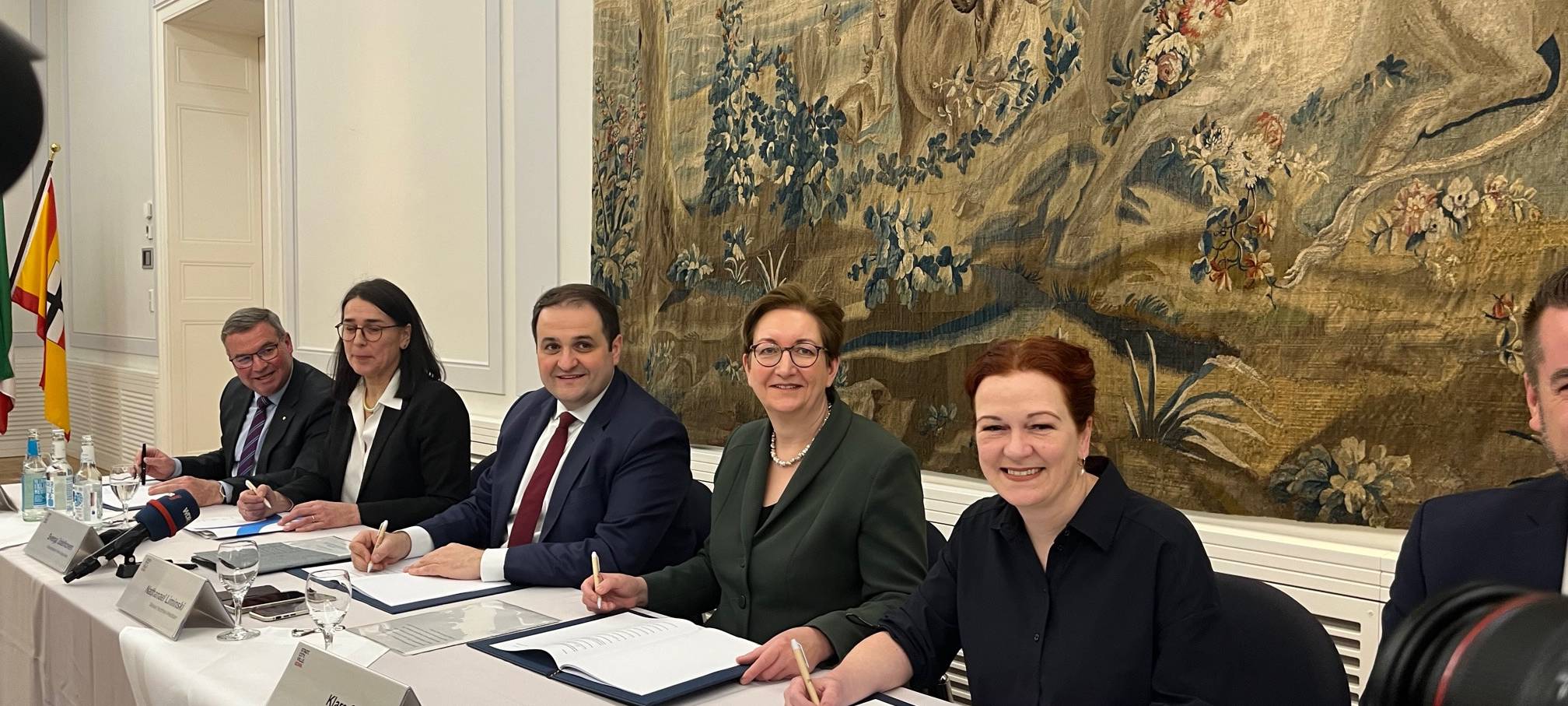 Unterschrieben: Der Letter of Intent zum Bonn-Berlin-Gesetz
