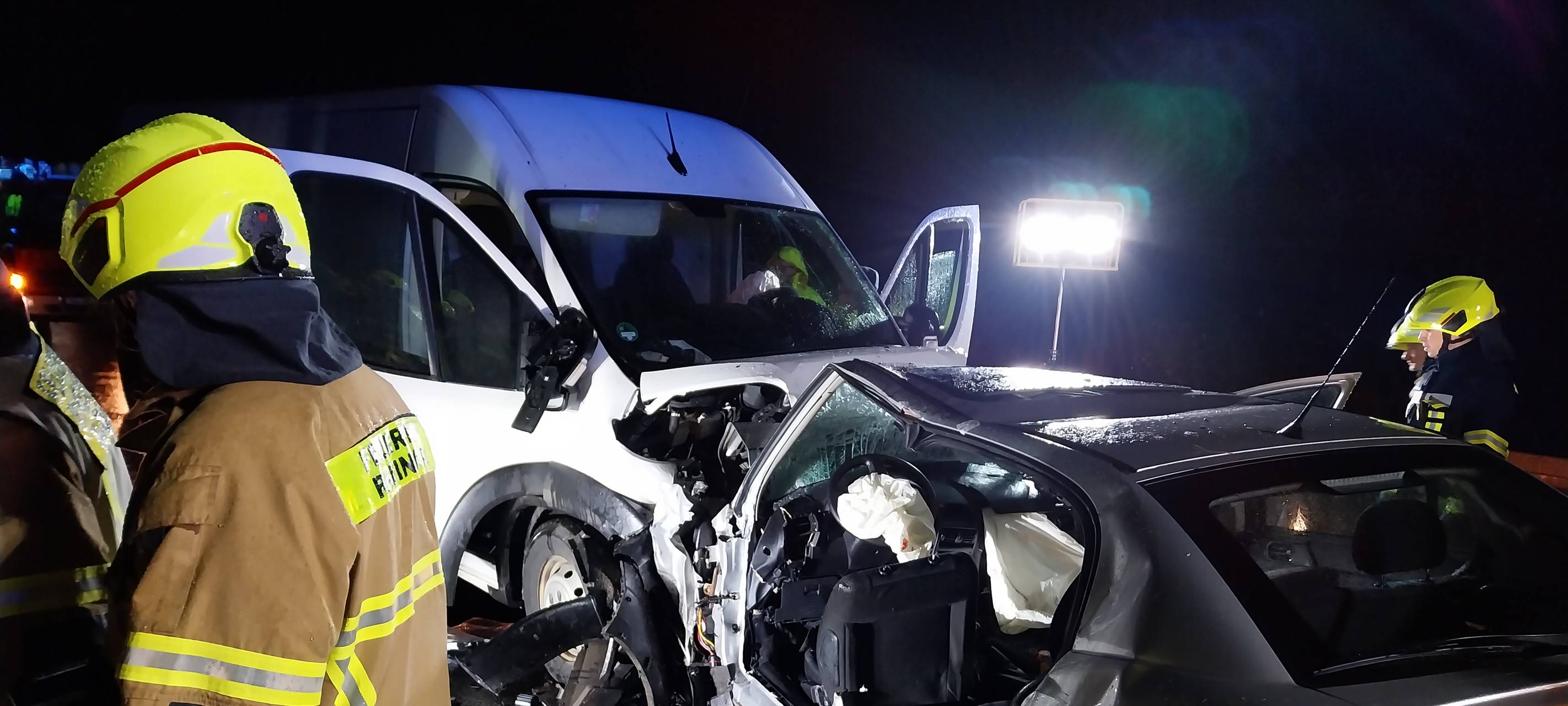 Zwei Schwerverletzte: Frontalzusammenstoß auf der B266 in Rheinbach