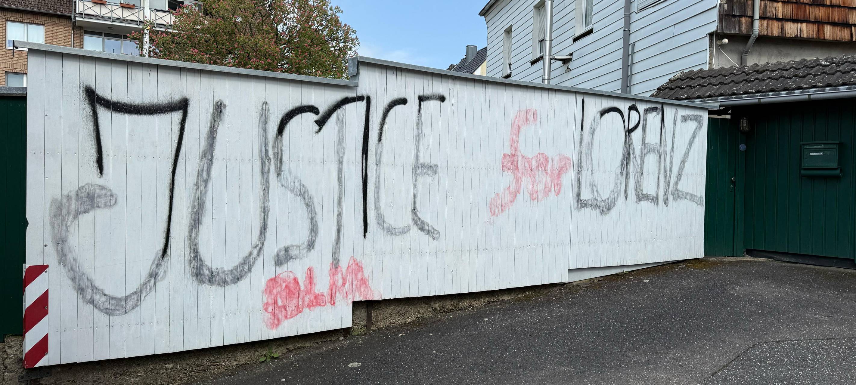 Politische Schmierereien in Alfter: Staatsschutz ermittelt