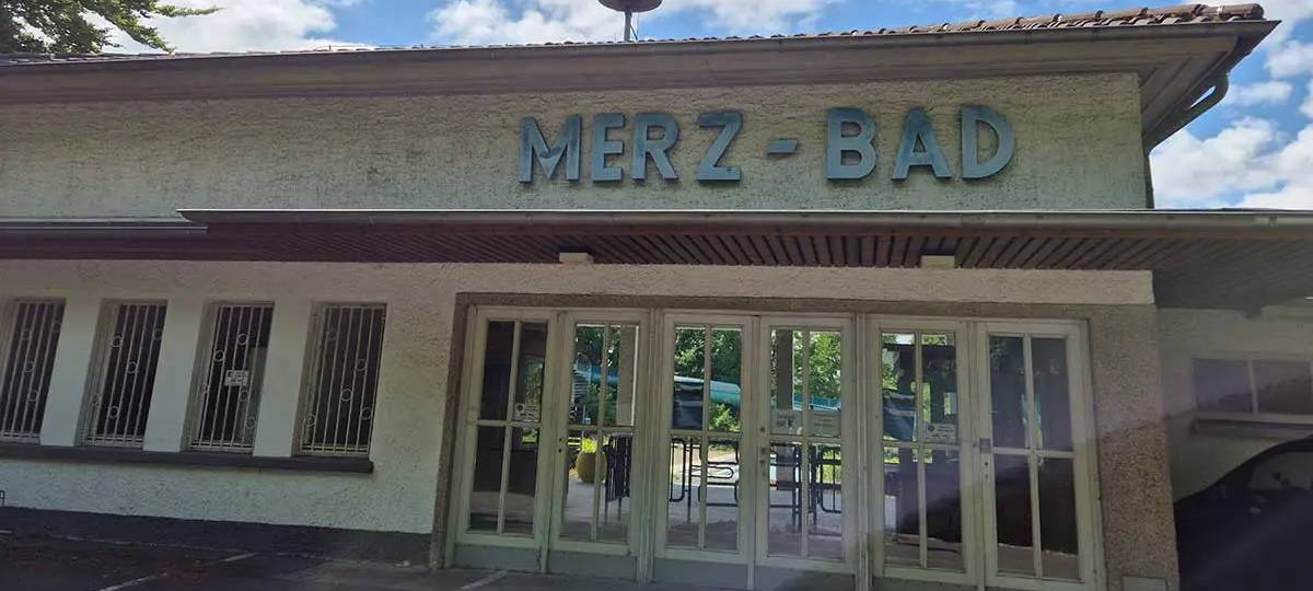 Vandalismus am Lemmerz-Bad in Königswinter