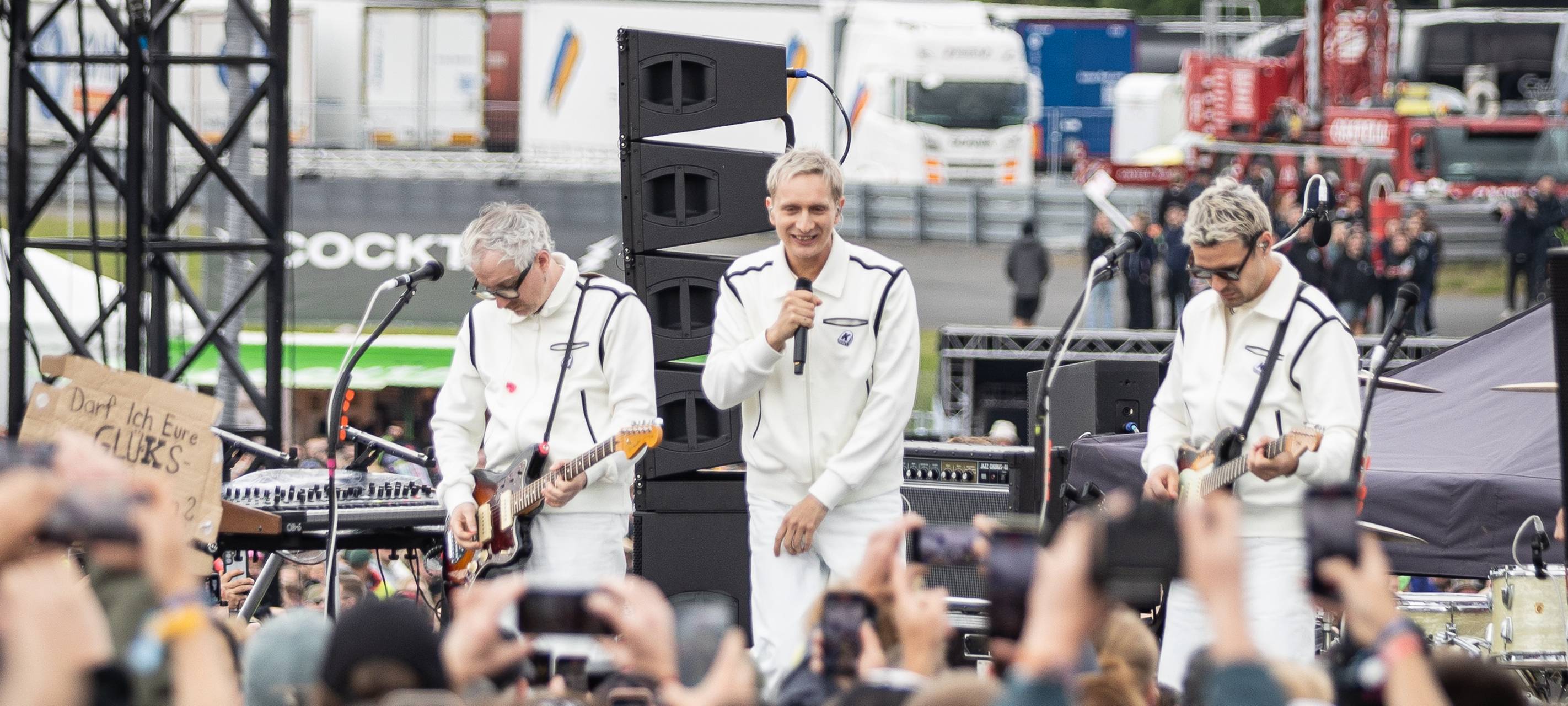 90.000 Fans feiern 40. Geburtstag von Rock am Ring
