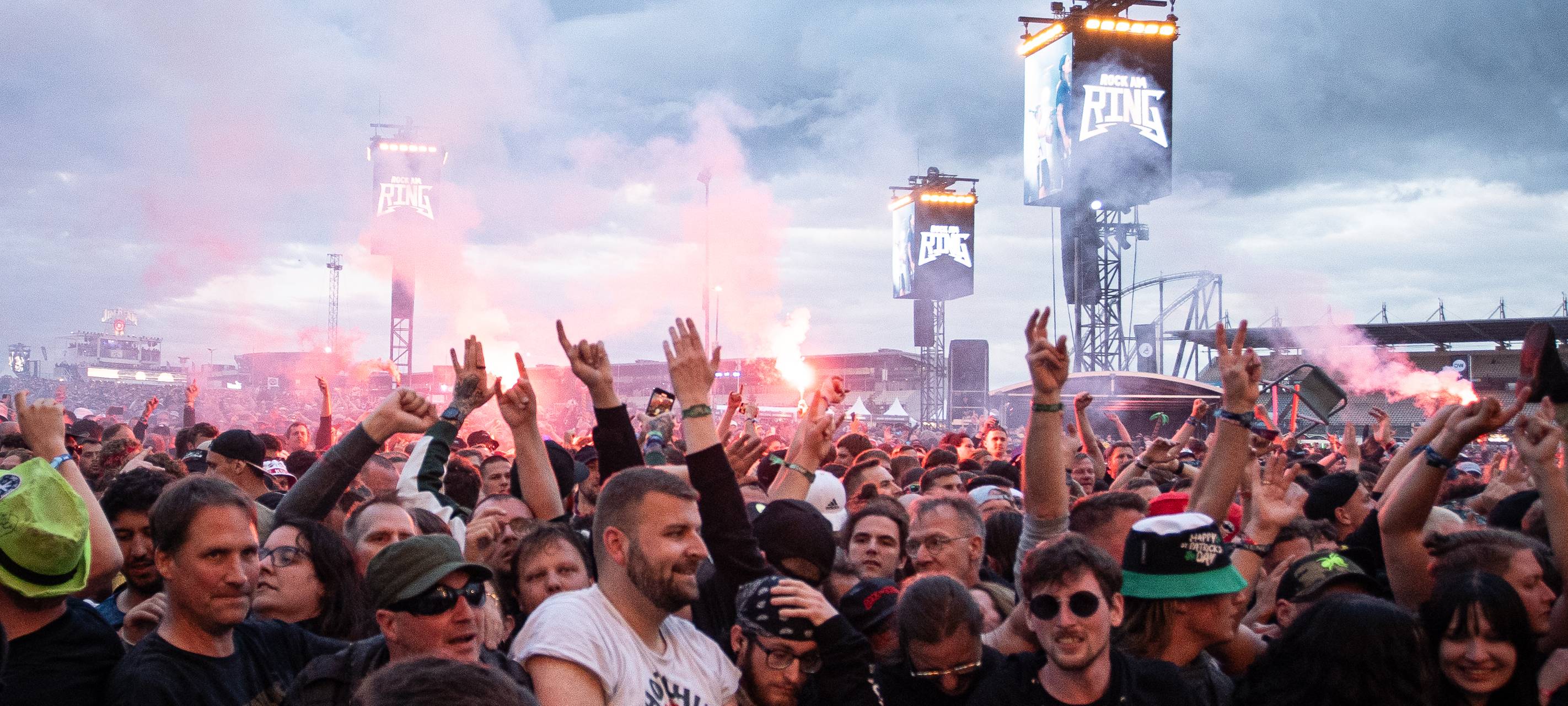 90.000 Fans feiern 40. Geburtstag von Rock am Ring