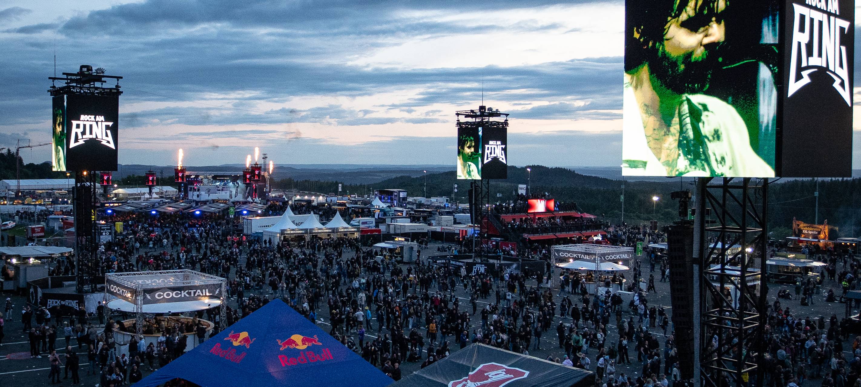 90.000 Fans feiern 40. Geburtstag von Rock am Ring