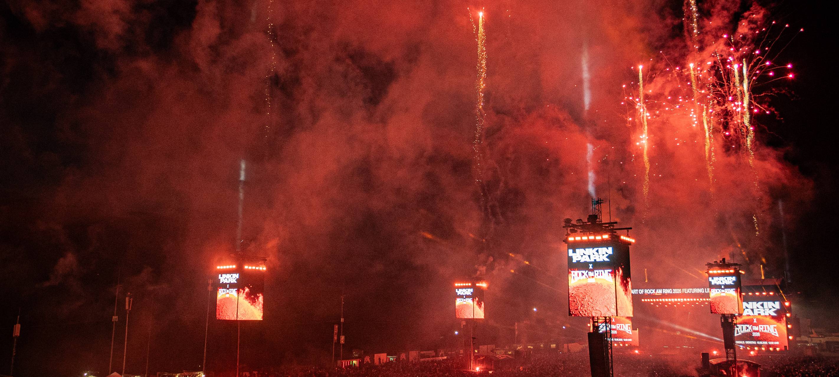 90.000 Fans feiern 40. Geburtstag von Rock am Ring