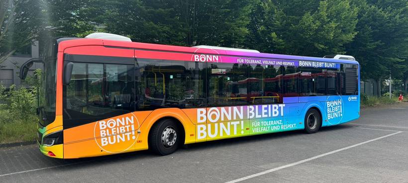 Bonner Stadtwerke bekommen Preis für "Bonn bleibt bunt"