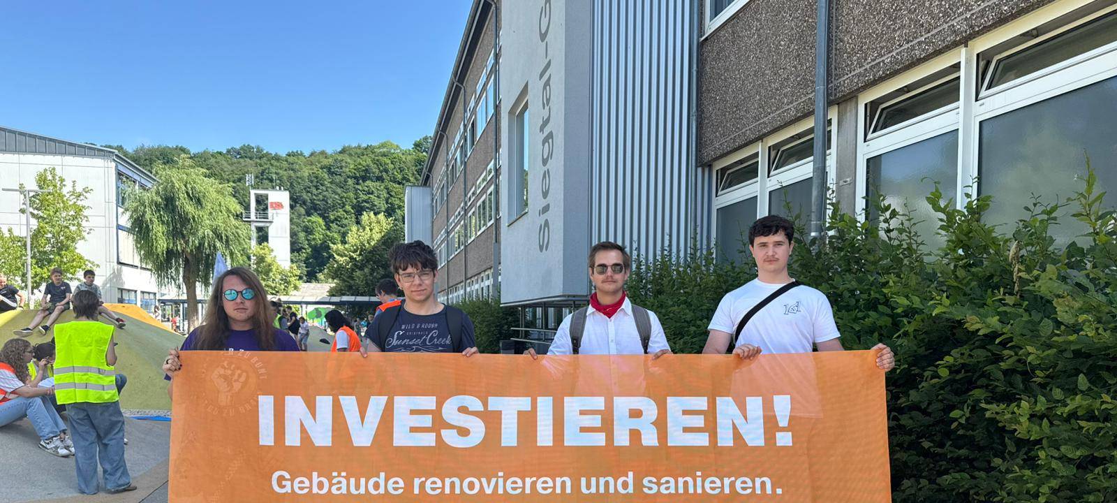 Bildungsproteste NRW: Auch in Eitorf gehen Schüler auf die Straße