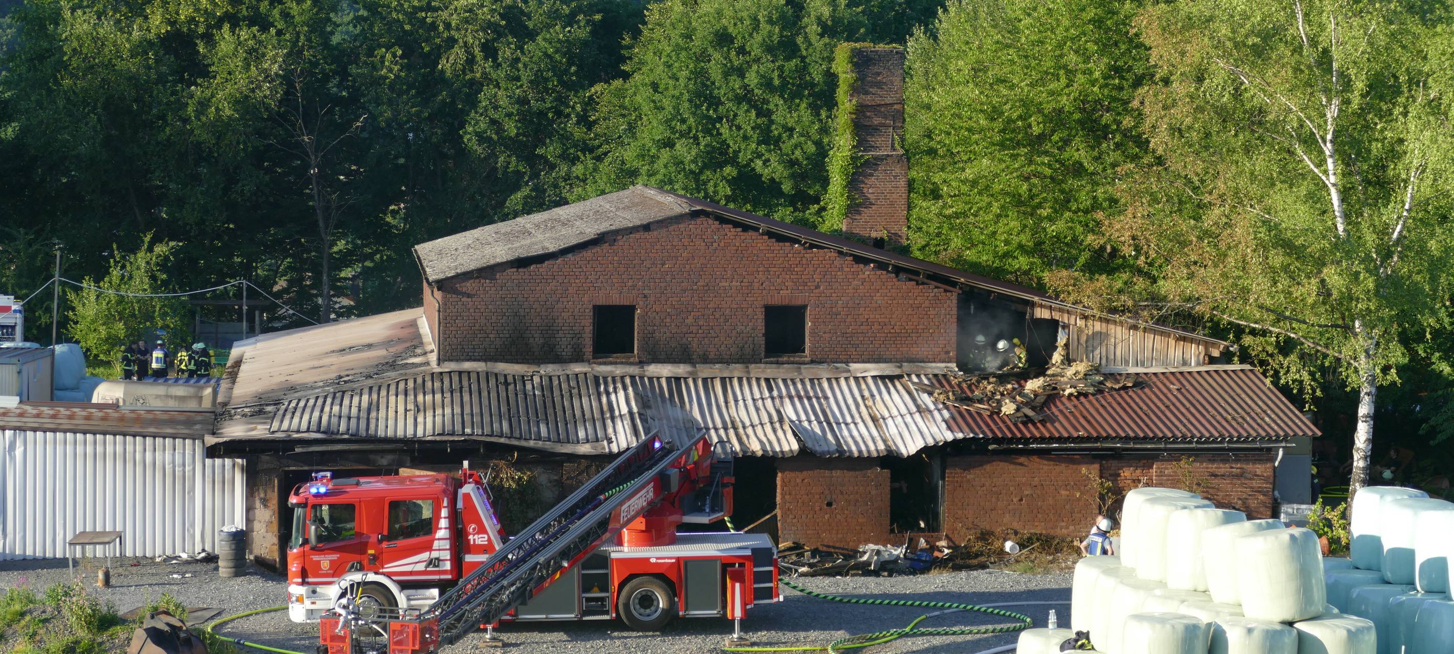 Windeck: Verletzte Rettungskräfte und ignorante Anwohner