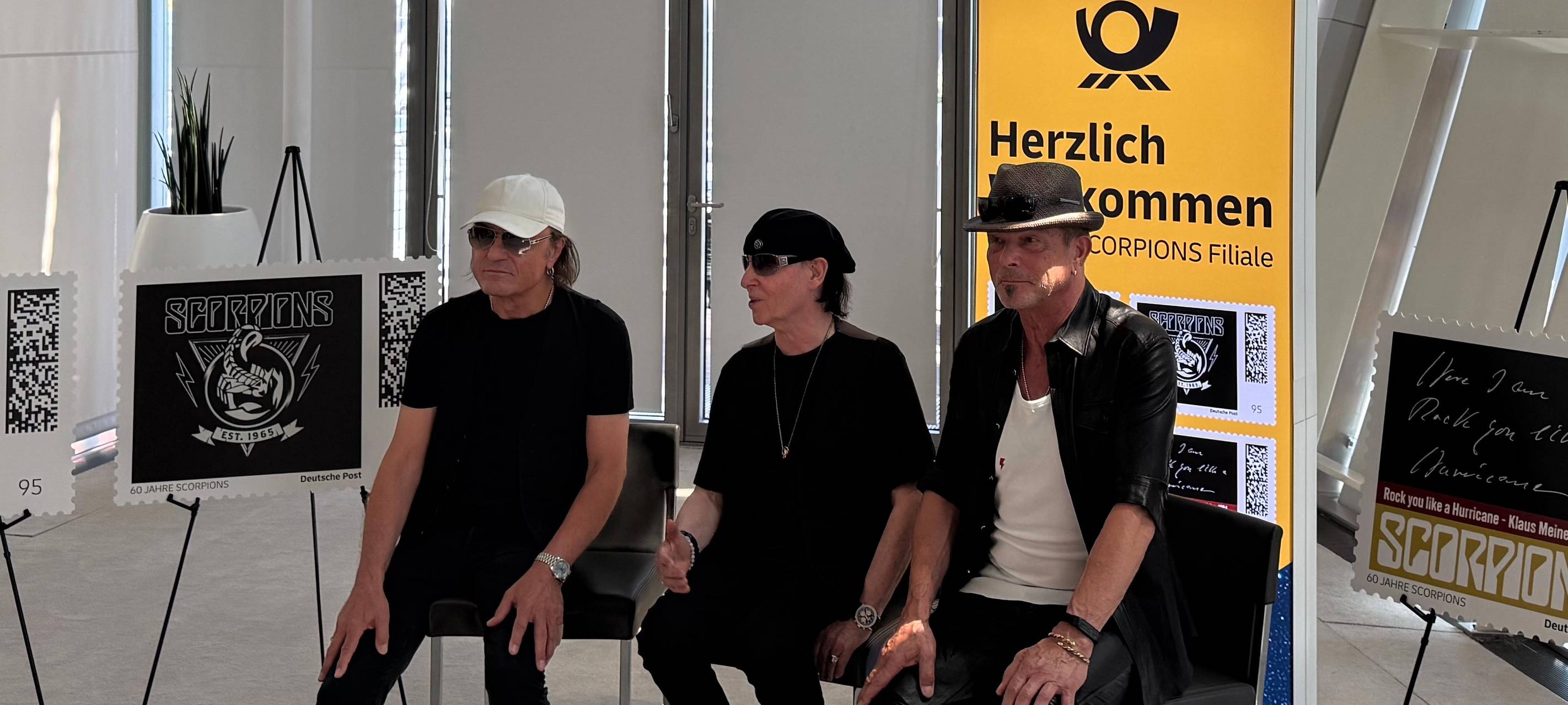 Bonn: Scorpions präsentieren eigene Briefmarke zum Bandjubiläum