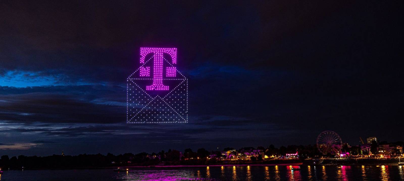 Finale im Bonner Nachthimmel: Telekom feierte 30. Geburtstag