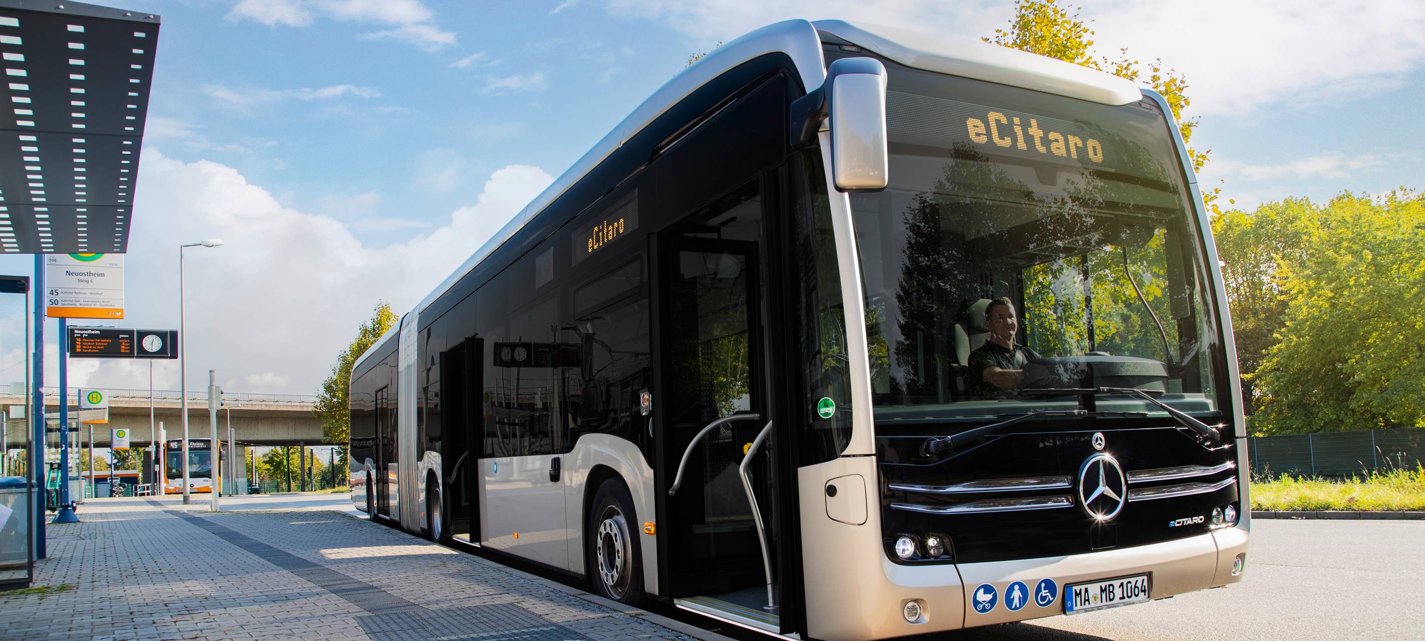 Daimler liefert neue Busse für den Bonner Linienverkehr