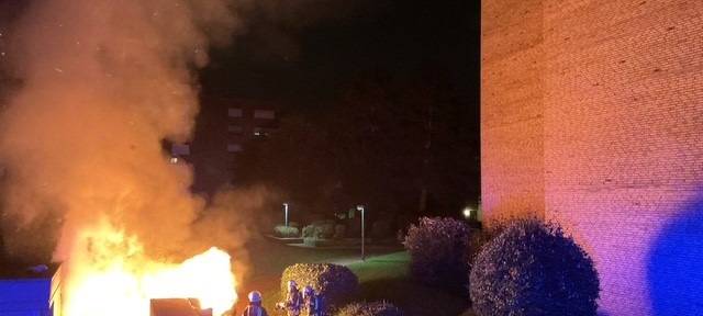 Bonn: Brand an einem Gebäude