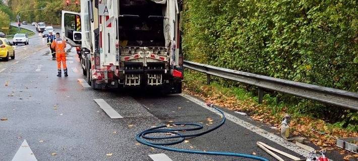Königswinter: Feuer in Müllwagen