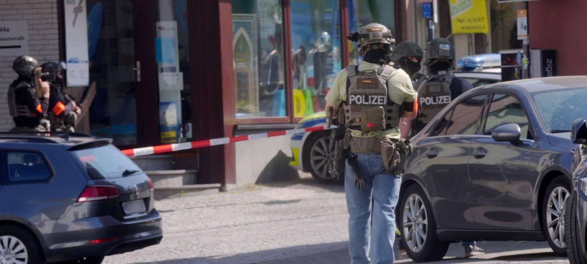 Nach Geiselnahme in Sinzig - Polizei fahndet nach Tätern