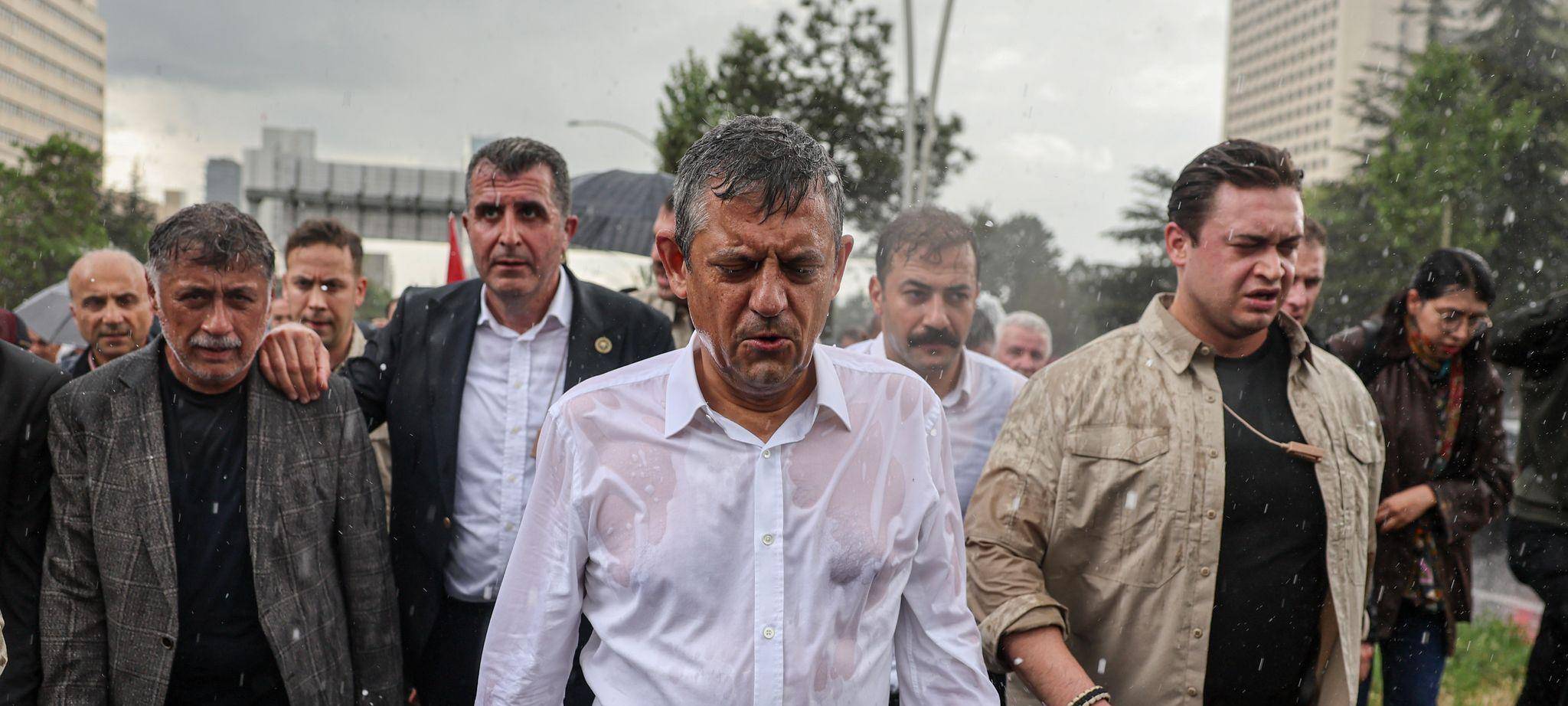 Türkei geht gegen Opposition vor
