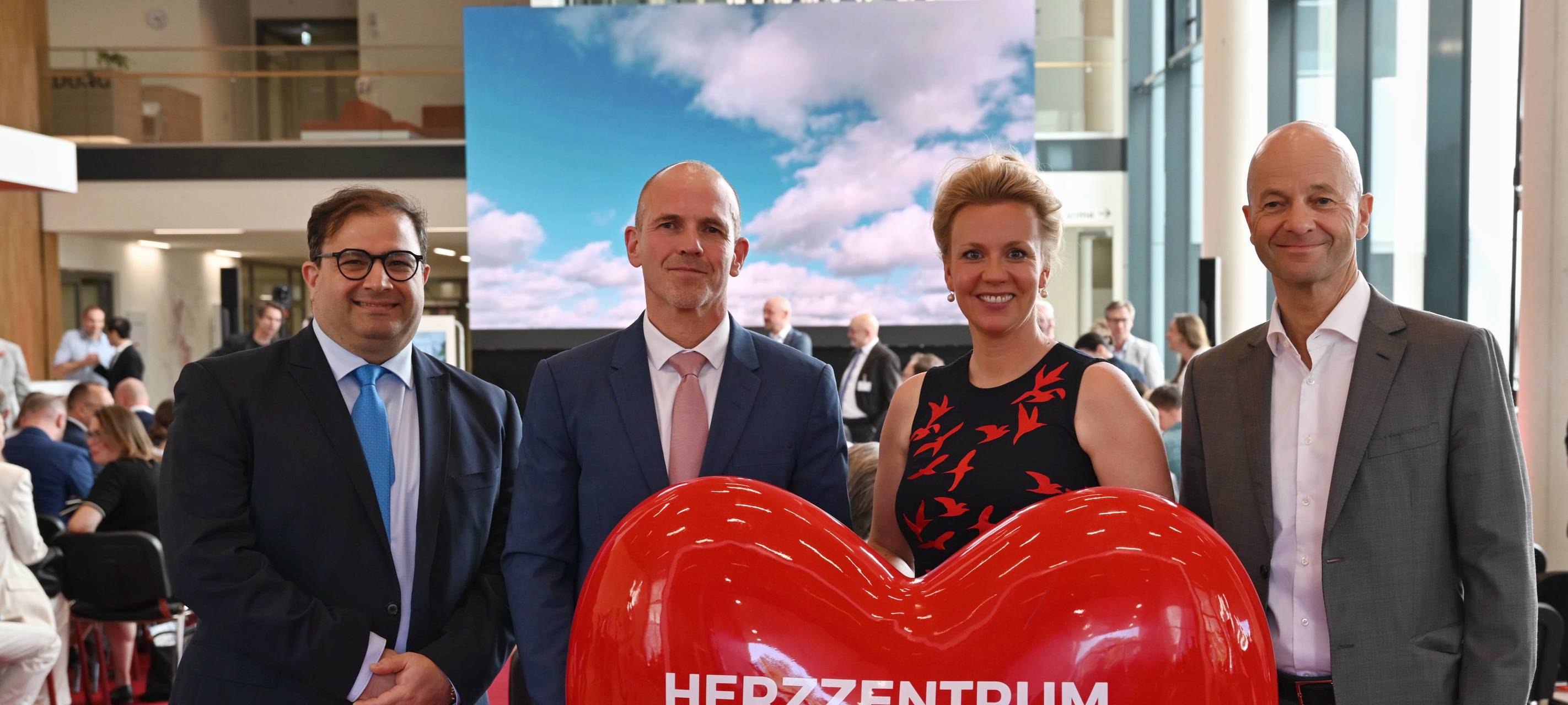 Bonner Herzzentrum am UKB feierlich eröffnet