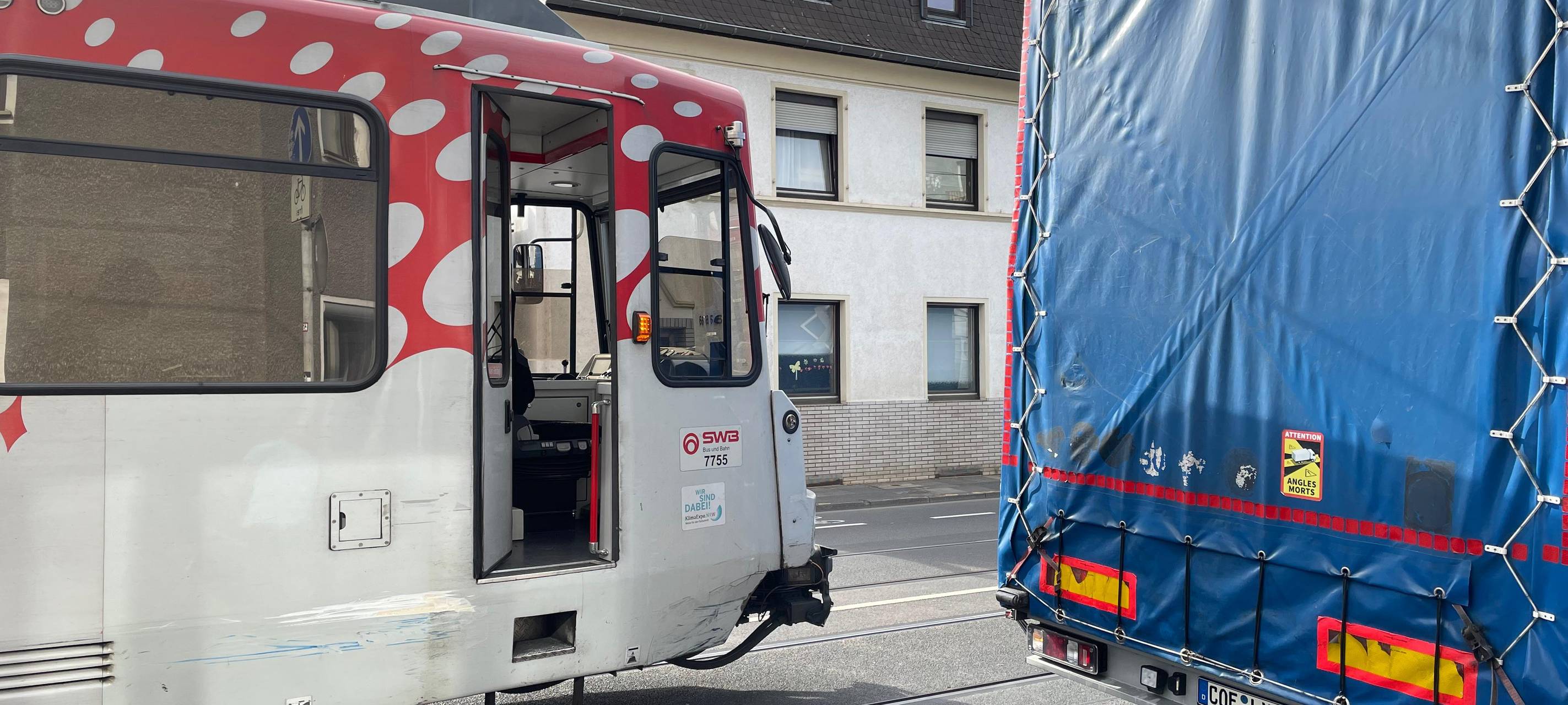 Bonn: Bahnunfälle legen Verkehr lahm