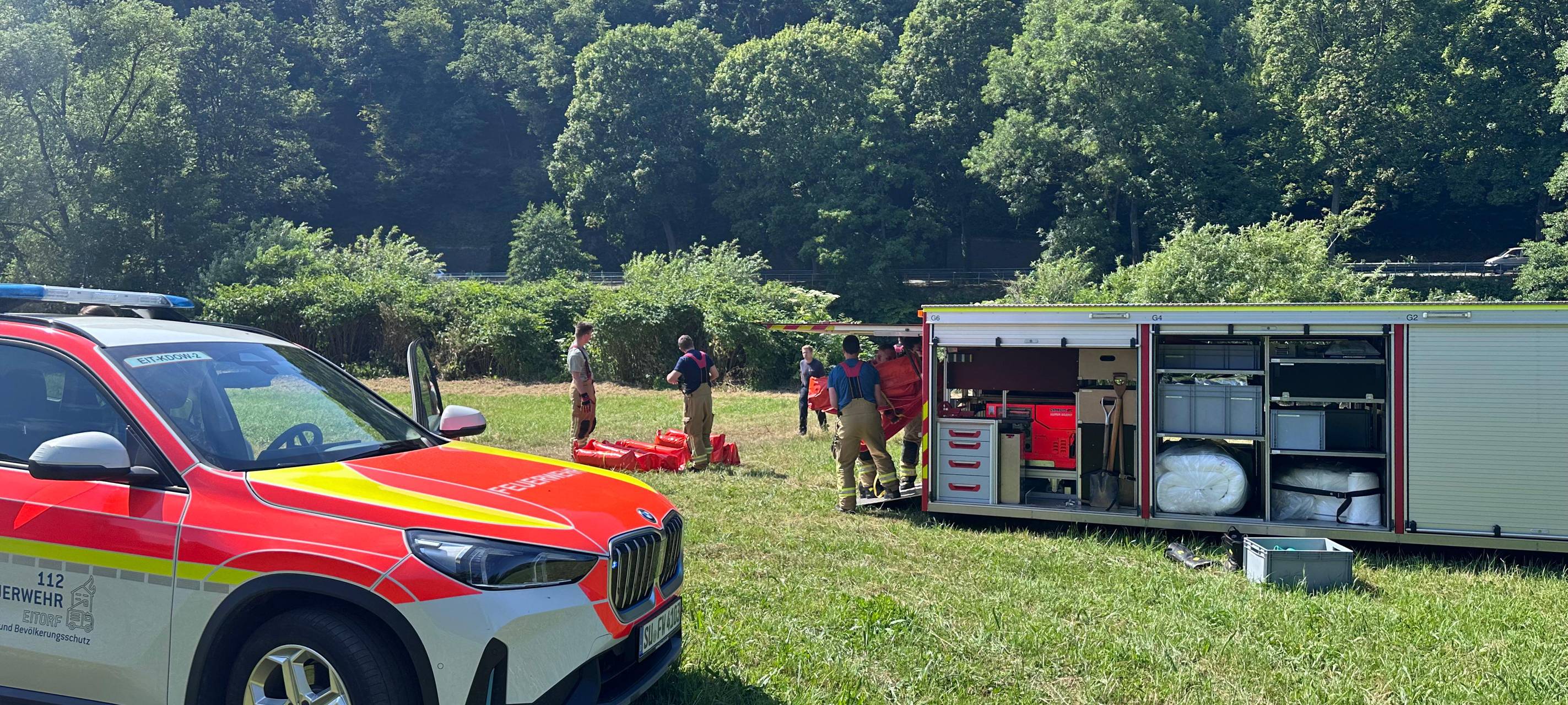 Heizöl ausgelaufen: Einsatz an der Sieg in Windeck