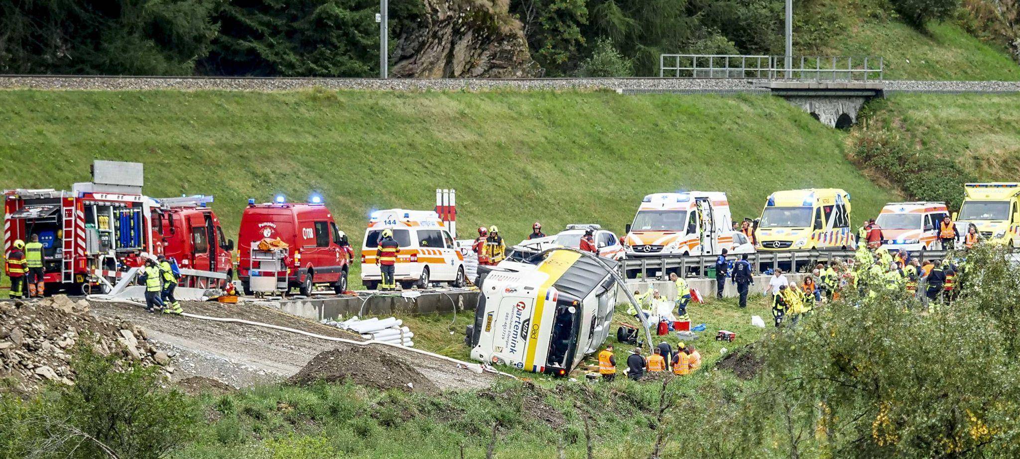 Mehrere Tote bei Busunfall in der Schweiz
