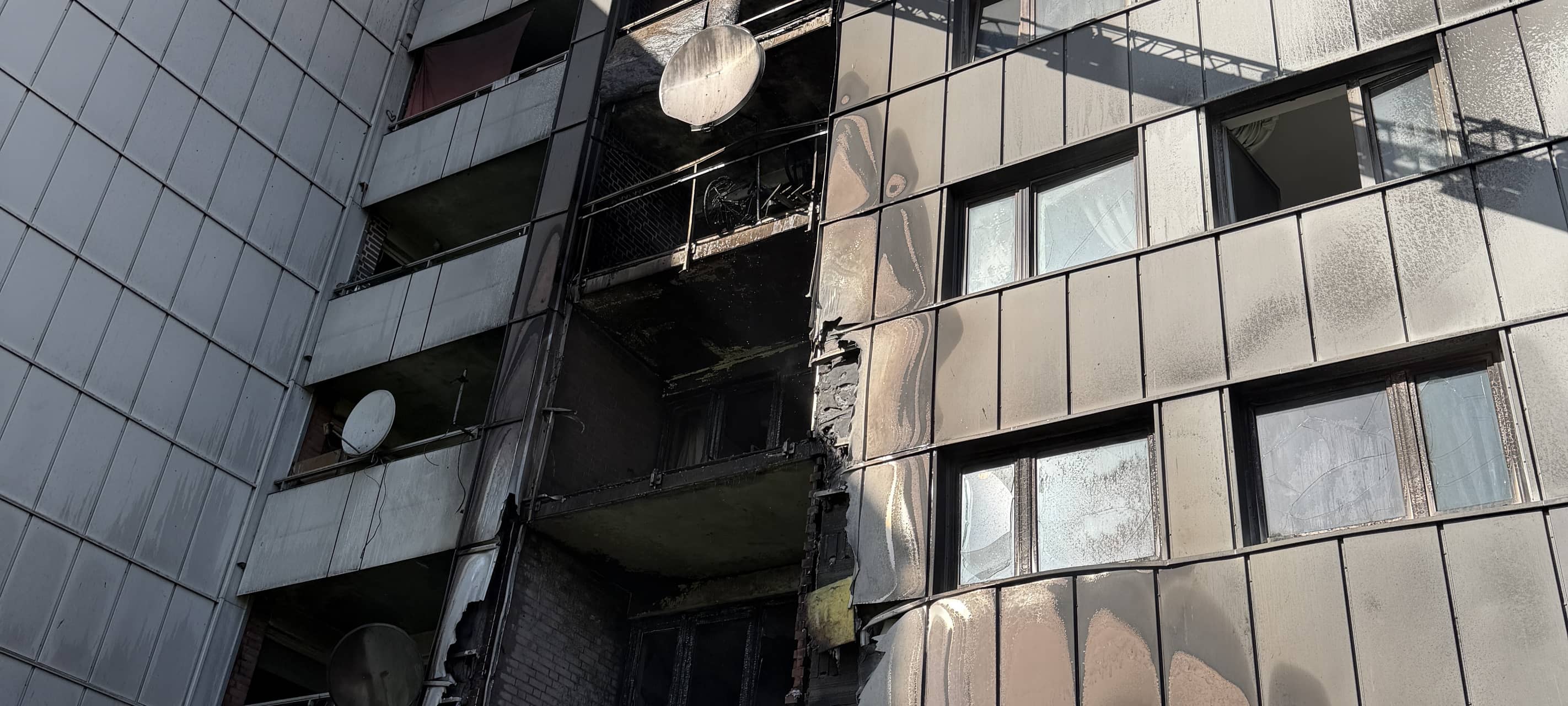 Drei Verletzte bei Feuer in Hochhaus in Bonn-Tannenbusch