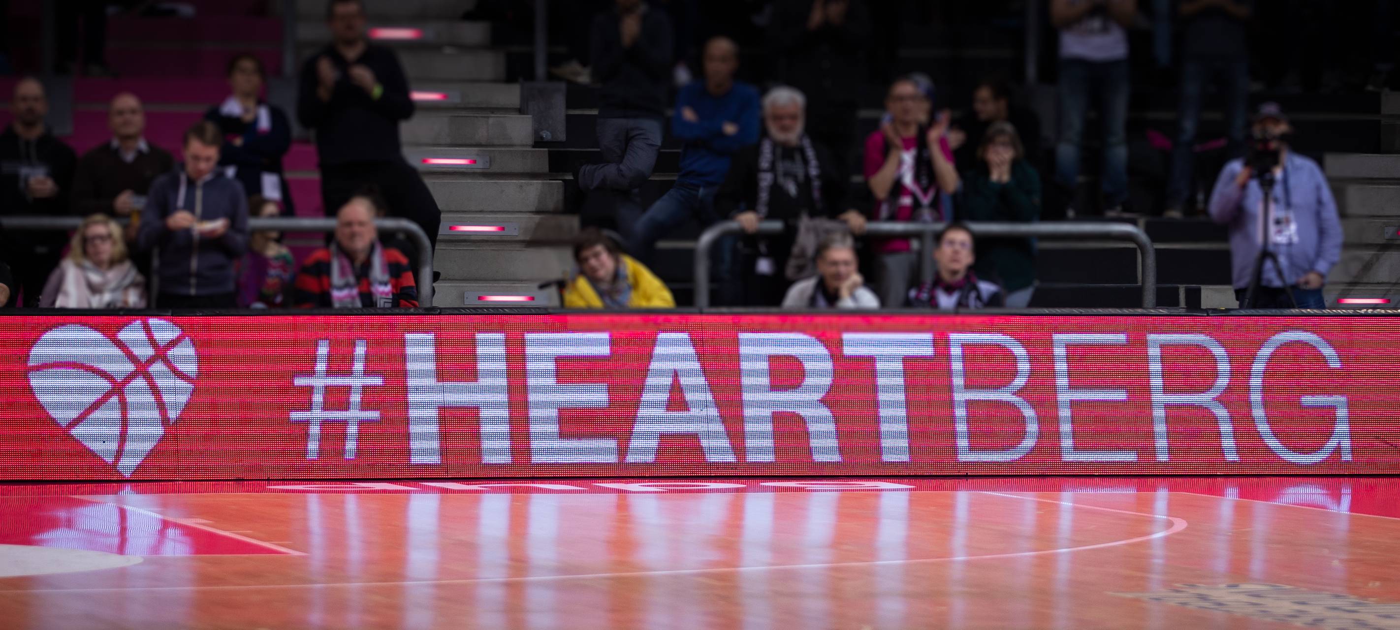 Baskets verpflichten Lischka