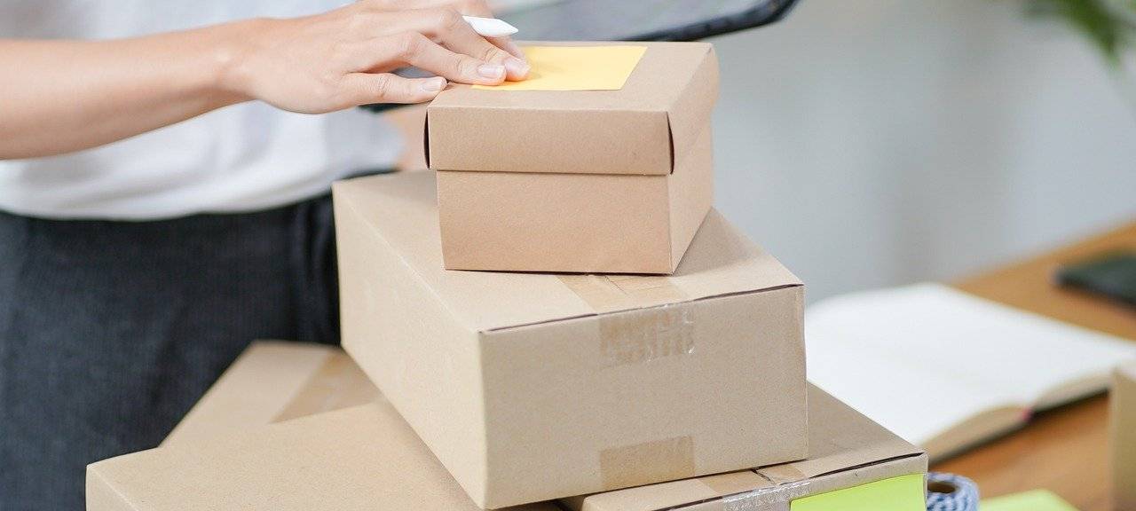 Bonner DHL: Große Paketmengen nach der Black Week